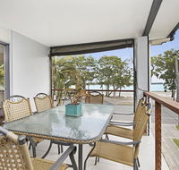 Fishing and Swimming at your doorstep - Sylvan Beach Esp Bellara - Hotel Gold Coast