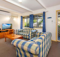 Pet Friendly Cottage in the Heart of Bribie - Wirraway St Bongaree - Hotel Gold Coast