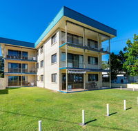 Great Views ground floor unit Clearview Apartments South Esplande Bongaree - Hotel Gold Coast