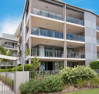 Spectacular Unit Overlooking Pumicestone Passage - Welsby Pde Bongaree - Hotel Gold Coast