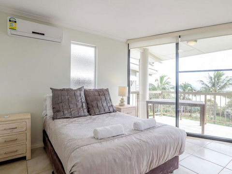 Mooloomba Five - Hotel Gold Coast 8