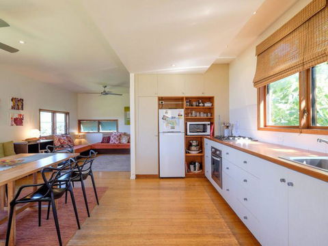 Eddies Place - Hotel Gold Coast 4