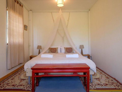 Eddies Place - Hotel Gold Coast 5