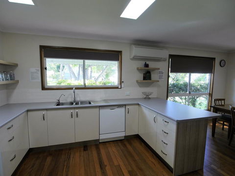 Amity Beach House - Hotel Gold Coast 5