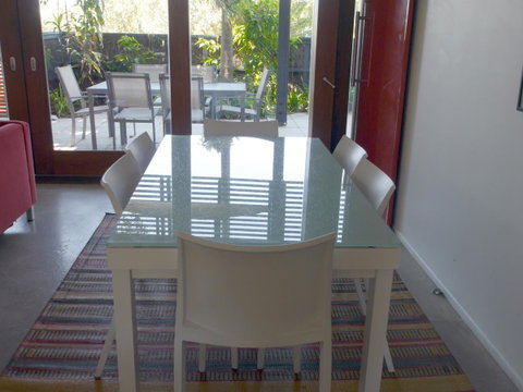 A AAA C-SHACK - Hotel Gold Coast 8