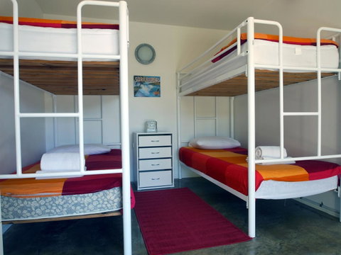 A AAA C-SHACK - Hotel Gold Coast 19