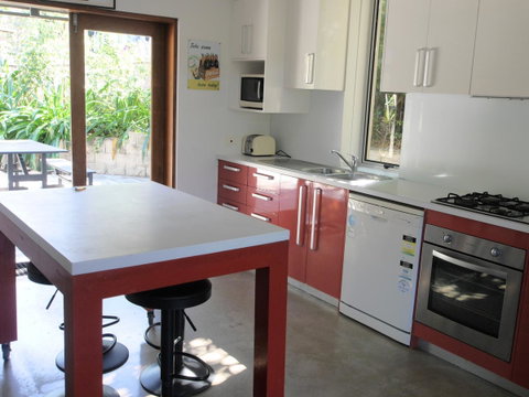 A AAA C-SHACK - Hotel Gold Coast 9