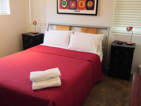 A AAA C-SHACK - Hotel Gold Coast 18