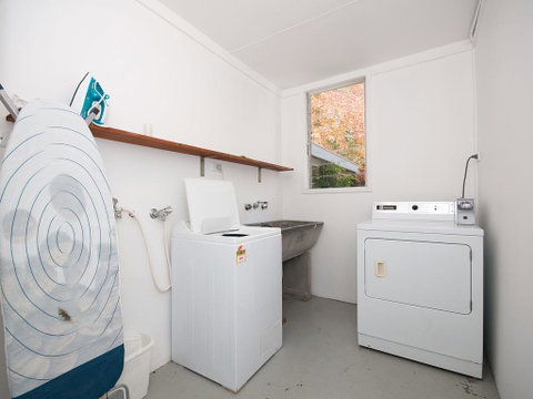 'Beachside' Shoal Bay, Unit 6 - Hotel Gold Coast 3