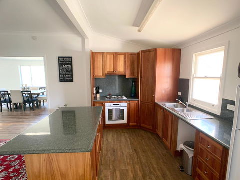 'The Wattles' - True Country Escape Near Wineries - Borenore - Hotel Gold Coast 1