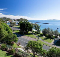 1 'Kiah' 53 Victoria Parade - stunning views wifi aircon just across the road to the water - Hotel Gold Coast