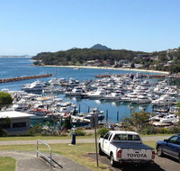 1 'Laman Lodge' 15 Laman Street - stunning air conditioned unit with water views and WIFI - Hotel Gold Coast