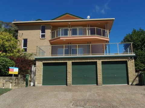 100 Cooloola Drive - Hotel Gold Coast 2