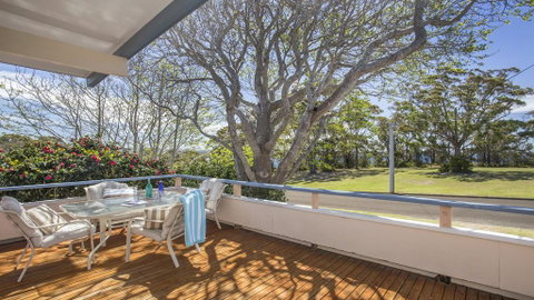 103 Bannister Head Rd - Beaming Bannister Retreat - Hotel Gold Coast 0