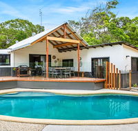 11 Naiad Court - Rainbow Shores Fantastic Family Retreat Swimming Pool 200m to beach Free Wi-Fi - Hotel Gold Coast