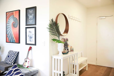 136, Light-filled Homely Box Hill Apt, 2Bed2BathFreeParking - Hotel Gold Coast 2