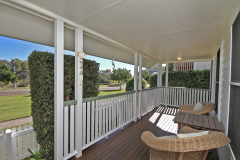 16 Beachway Pde, Marcoola: Linen Incl, WiFi, Pet Friendly, A/Cond. 500 BOND - Hotel Gold Coast 0
