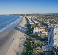 19th Avenue on the Beach - Hotel Gold Coast