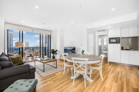 2-Bed Beach Apartment With Pool, Parking And Balcony - Hotel Gold Coast 0