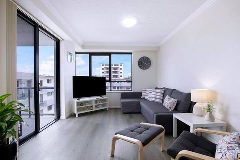 Breezy Beachside - Enjoy Outdoor Fun And Relaxation - Hotel Gold Coast 0