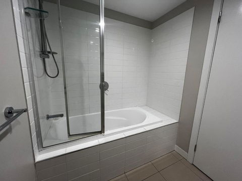 Cozy Haven In Cooper Plains 2BR Retreat W Parking - Hotel Gold Coast 4