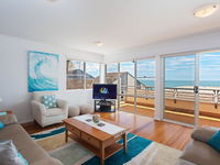 Book Soldiers Point Accommodation Vacations Hotel Gold Coast Hotel Gold Coast
