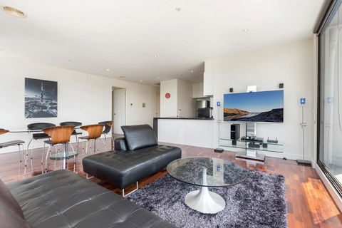 3-Bed Apartment With Parking Near Parks And Dining - Hotel Gold Coast 0