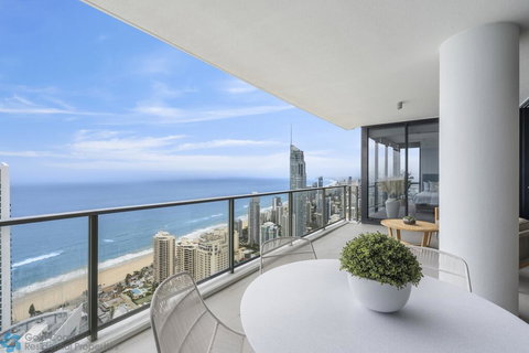 4 Bedroom Sub Penthouse Lvl 60 At Circle On Cavill - Hotel Gold Coast 0