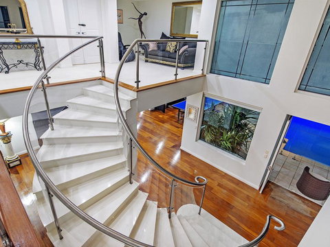 4.5 Million Dollar Dream Mansion In Surfers Paradise - Hotel Gold Coast 0