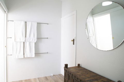 88 Morrisset - Hotel Gold Coast 1