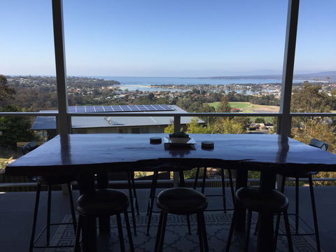 89 Berrambool Drive - Hotel Gold Coast 1