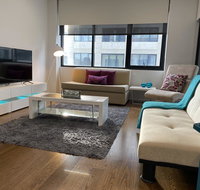 Realm Modern Executive Apartment 1BR Wine WiFi Secure Parking Canberra - Hotel Gold Coast