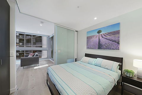 A Bright & Modern CBD Apt Next To Southern Cross - Hotel Gold Coast 1