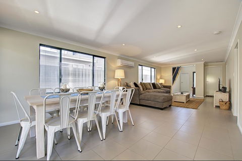 A Little Luxury In Town - Hotel Gold Coast 2