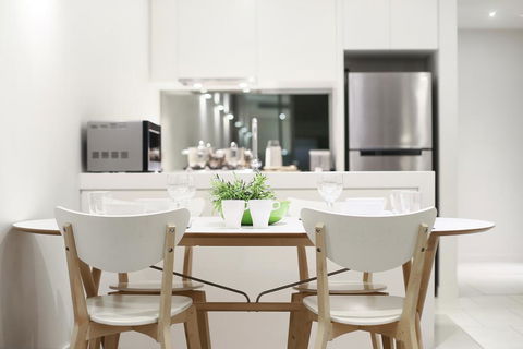 A Modern 2BR Apt Near Federation Square - Hotel Gold Coast 0