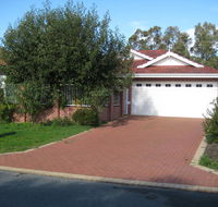 A Shaw Place - Hotel Gold Coast