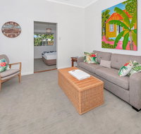 A Touch of the Bahamas on McKenzie MK3 - Hotel Gold Coast