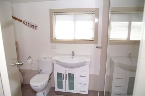 AAA Views, 2 View Street - Hotel Gold Coast 3