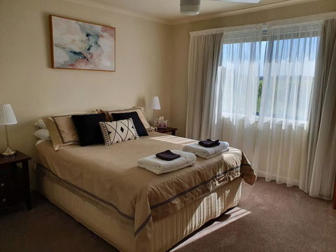 Abalone Guest Accommodation - Hotel Gold Coast 2