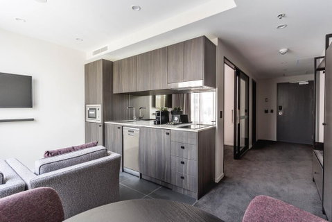 Abode Belconnen - Hotel Gold Coast 3