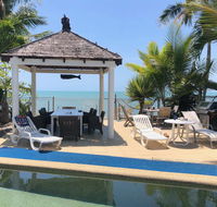 Absolute Beach Frontage Family Friendly Home away from home - Hotel Gold Coast