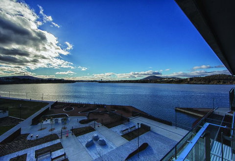 Accommodate Canberra - Aurora - Hotel Gold Coast 1