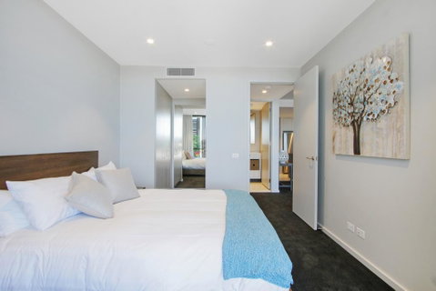 Accommodate Canberra - The Pier - Hotel Gold Coast 2