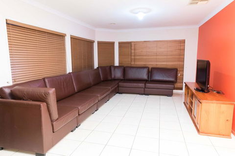 Accommodation At Melbourne - Hotel Gold Coast 2