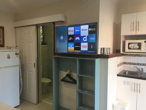 Across Country Motel And Serviced Apartments - Hotel Gold Coast 2