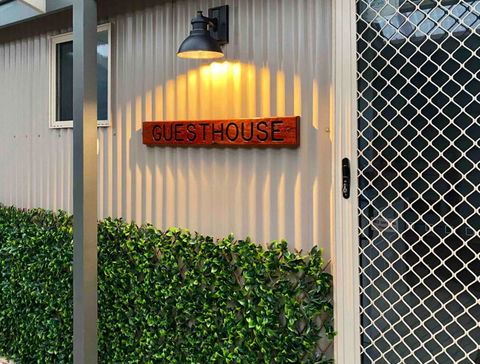 Adelaide Hills Escape - Hotel Gold Coast 1