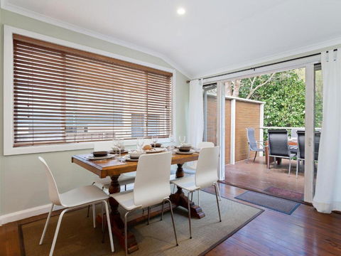 Dutchies Haven, 11 Christmas Bush Ave - Pet Friendly, Large Enclosed Yard, Air Con And Wi-Fi - Hotel Gold Coast 4