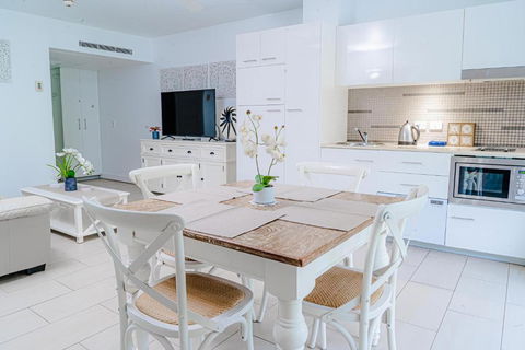 DRIFT PALM COVE- Private 2 Bed -Apartment 2204 - Hotel Gold Coast 1