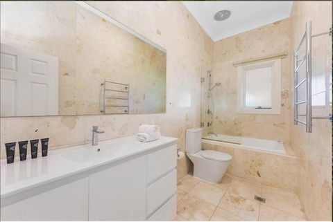 Elegant Cozy House In Chatswood, Maxi 10 People - Hotel Gold Coast 4