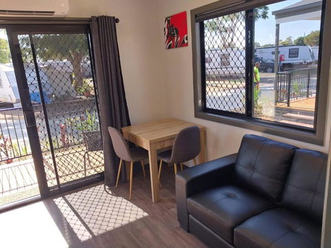 Emerald Tourist Park - Hotel Gold Coast 2